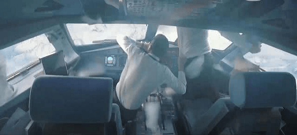 看了《中國機長》,可知道這個秘密被揭露了?