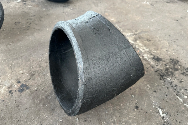 稀土耐磨合金焊接彎頭90&deg;