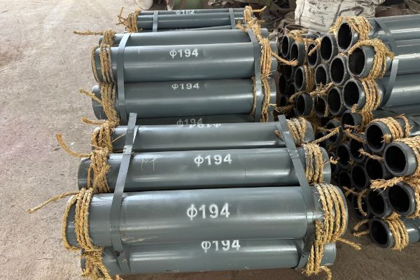 自蔓燃陶瓷耐磨管道